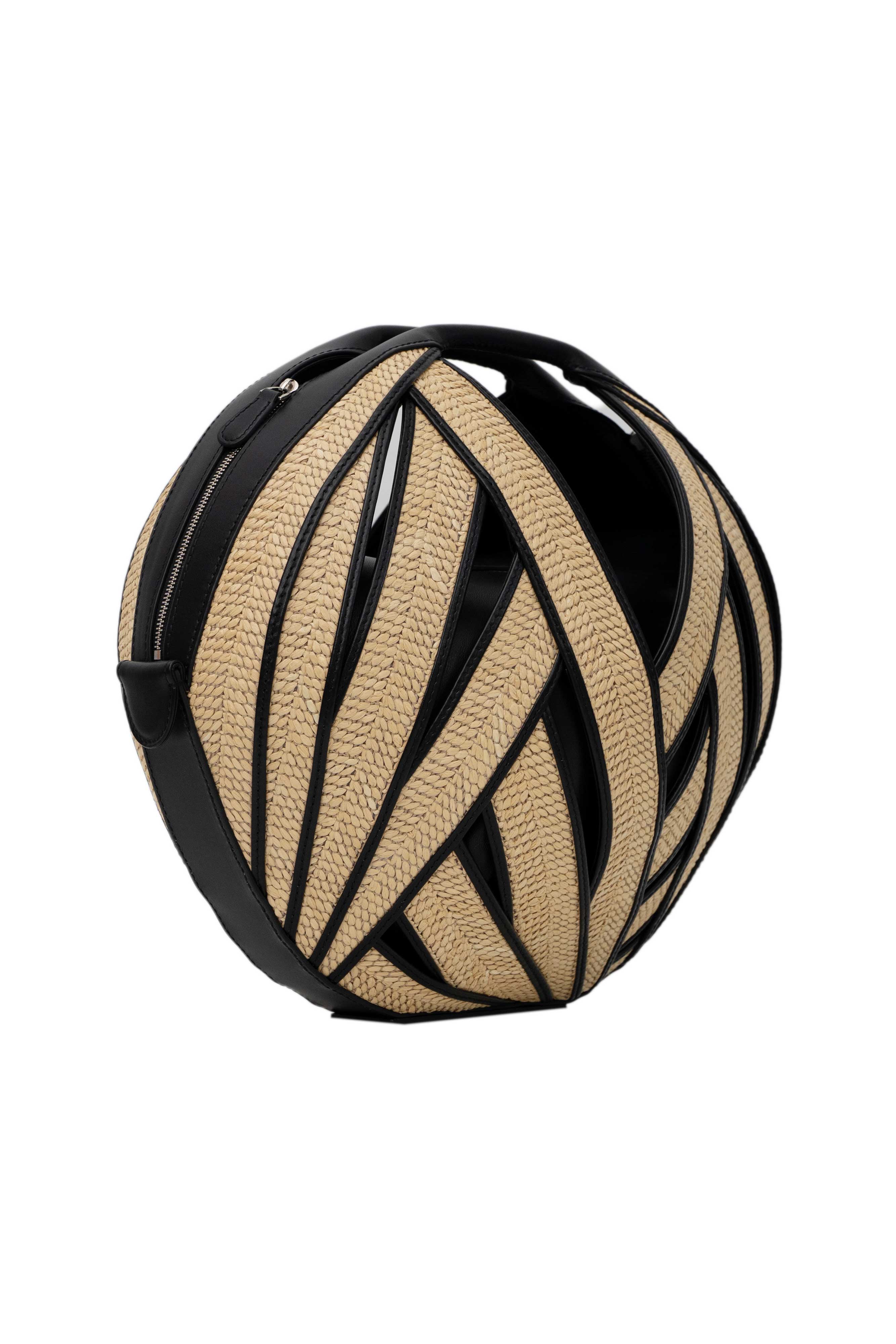 LE PANIER RAFFIA BASKET HANDBAG IN BLACK – PERRIN PARIS