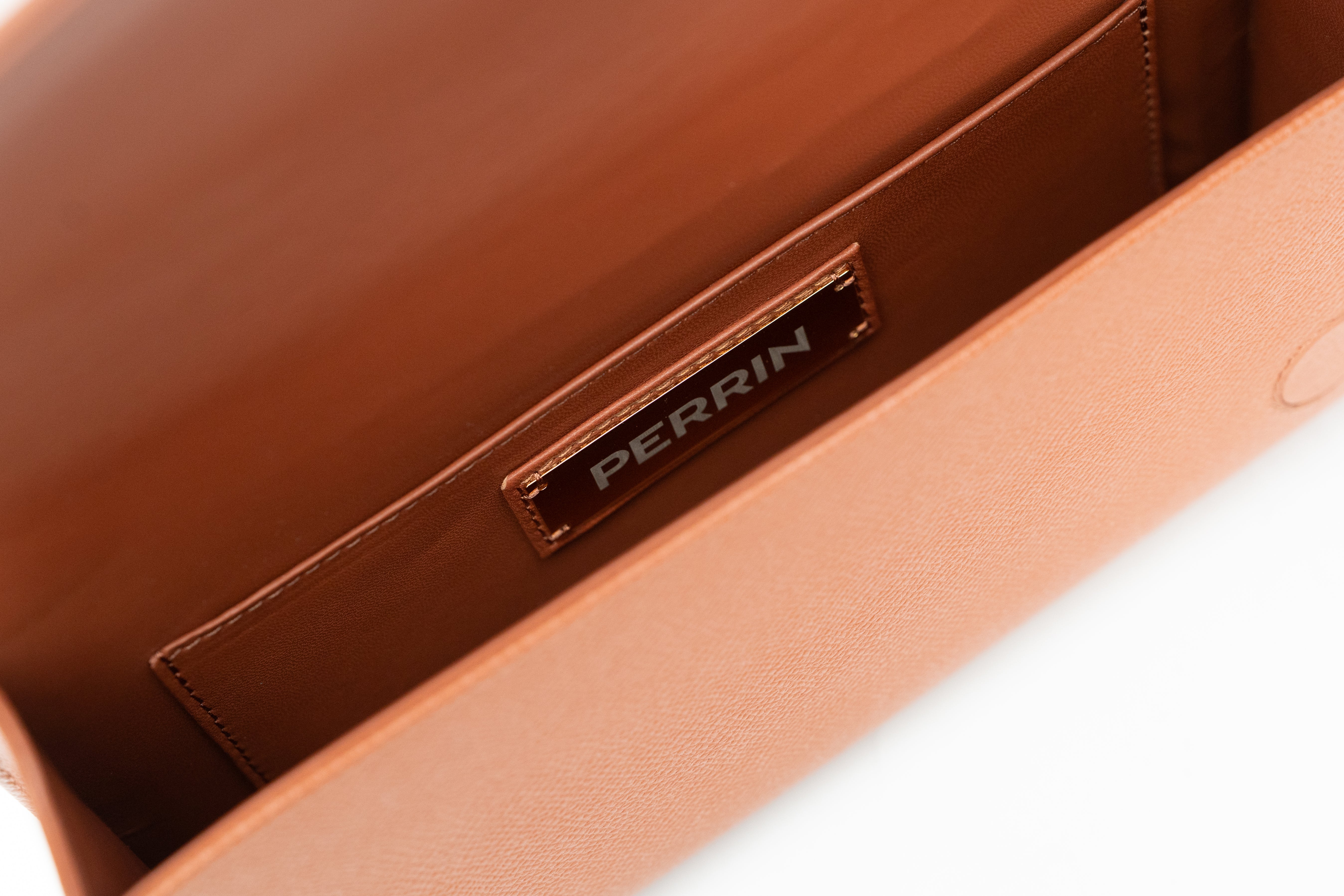L'ASYMETRIQUE – PERRIN PARIS