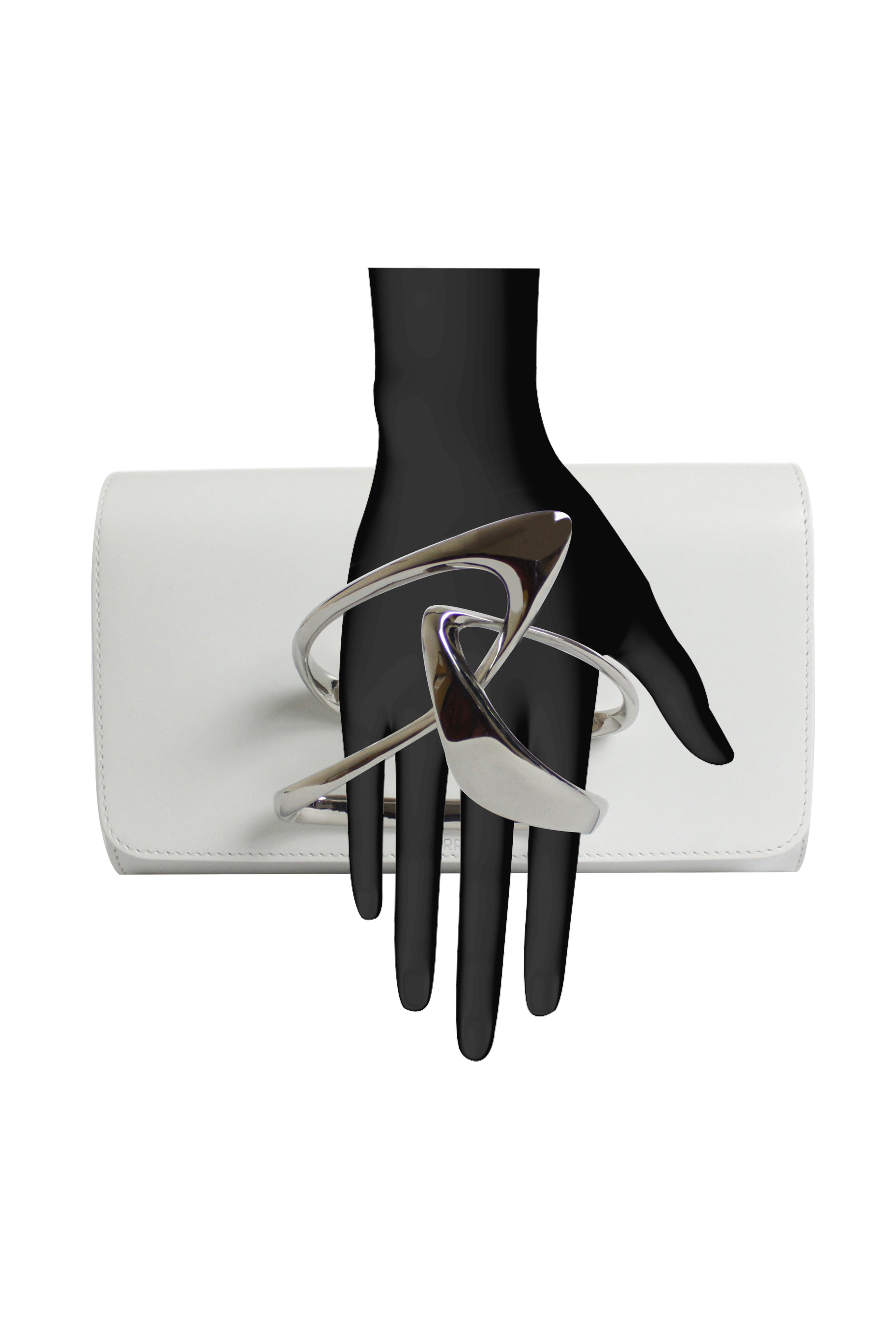 ZAHA HADID LOOP LEATHER GLOVE CLUTCH IN WHITE – PERRIN PARIS