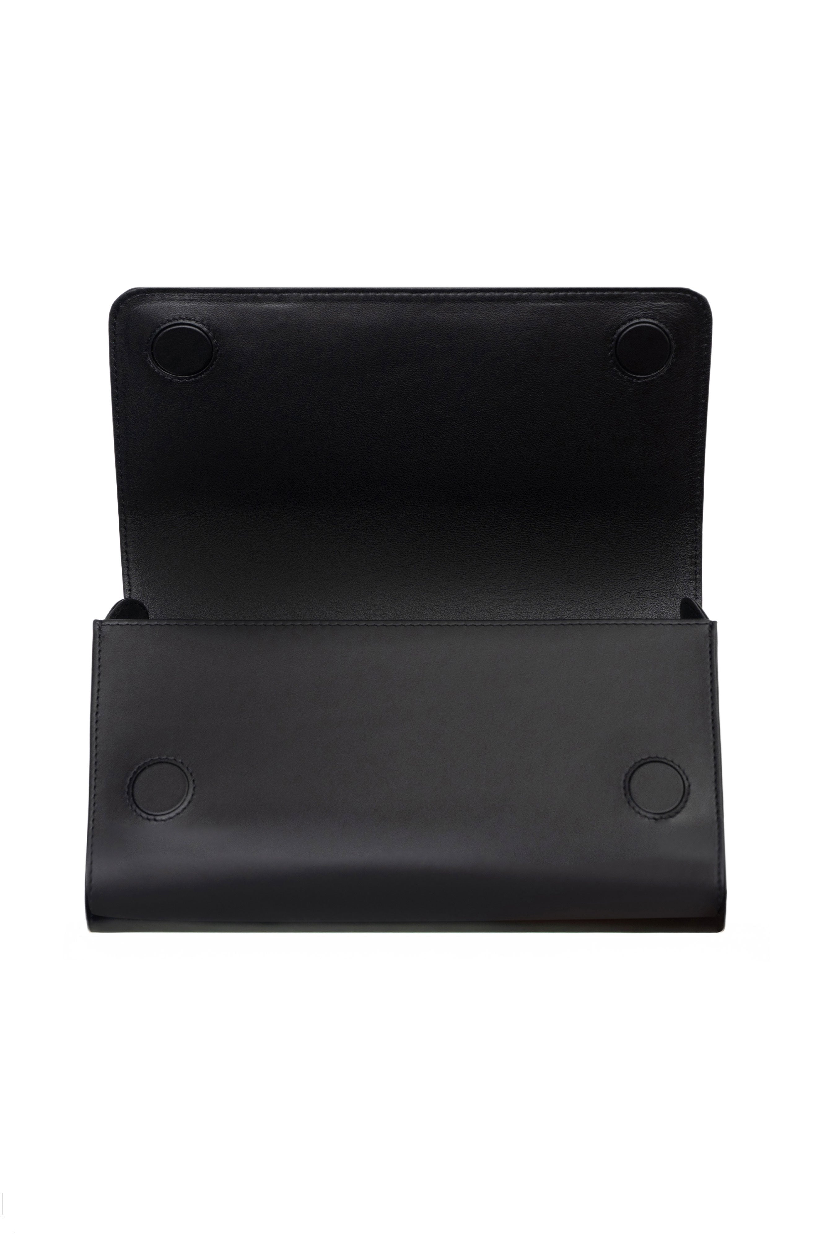 LE PONT LEATHER GLOVE CLUTCH IN BLACK – PERRIN PARIS