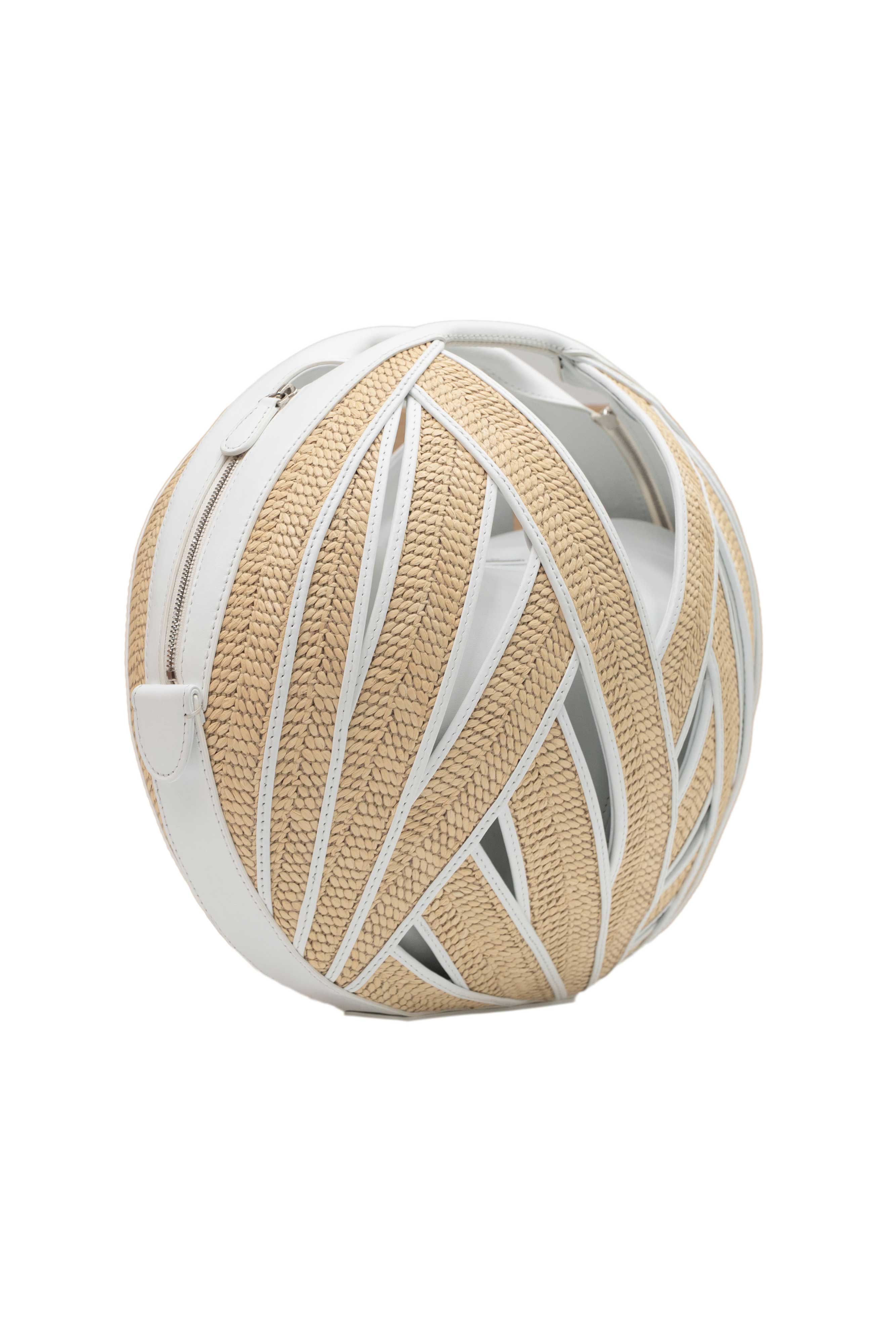 LE PANIER RAFFIA BASKET HANDBAG IN WHITE – PERRIN PARIS