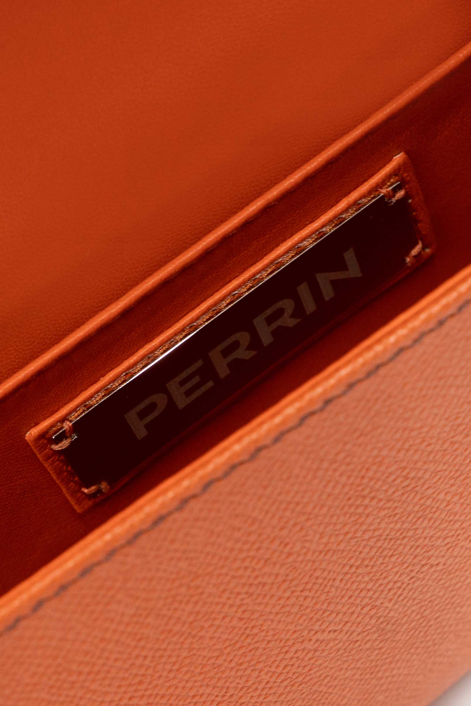LA PARISIENNE RAFFIA GLOVE CLUTCH IN FLAME – PERRIN PARIS